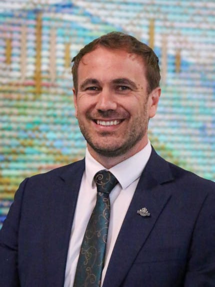 Dr Deon Swiggs, official portrait, Environment Canterbury